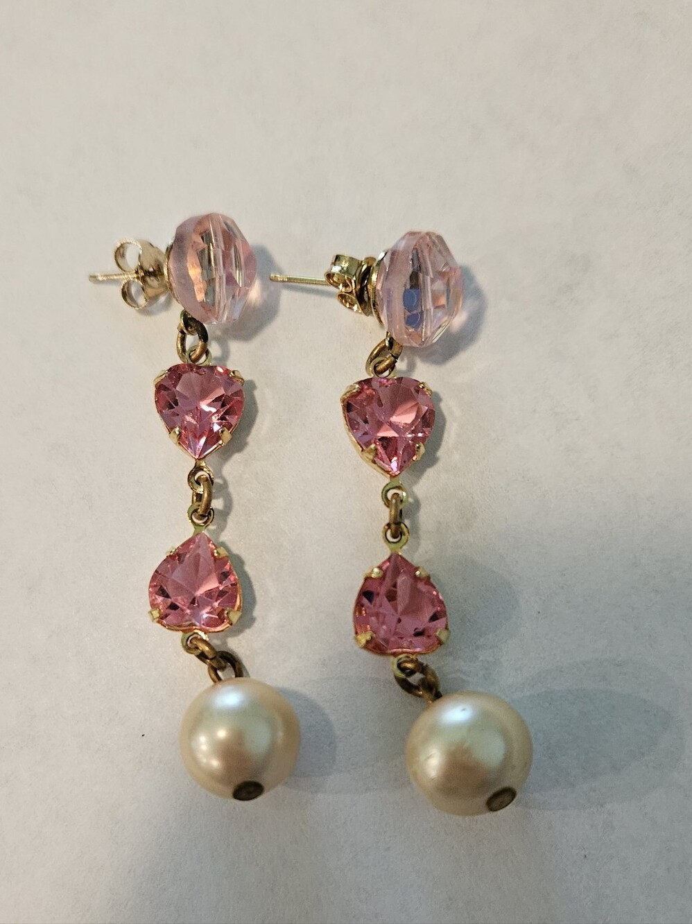 Pink Crystal Heart & Pearl Drop Dangle Earrings Gold Tone Vintage Pierced